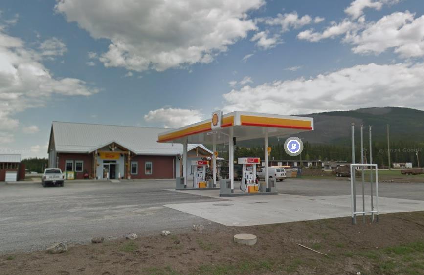 123 Shell Gas & Liquor Street Property Photo 3