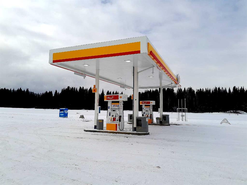 123 Shell Gas & Liquor Street Property Photo 4