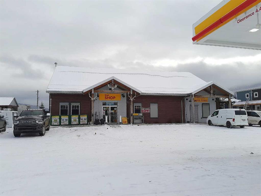123 Shell Gas & Liquor Street Property Photo 7