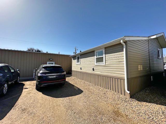 604 1 Street Property Photo 12