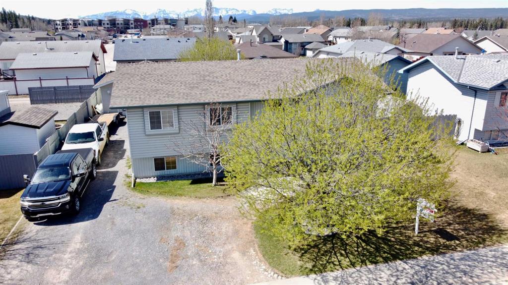 137 Baker Street Property Photo