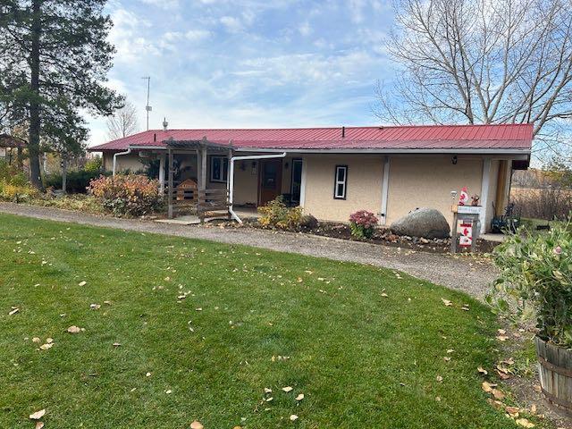 53021a 37-2 Township Road Property Photo 10