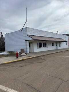 5011 50 Street Property Photo