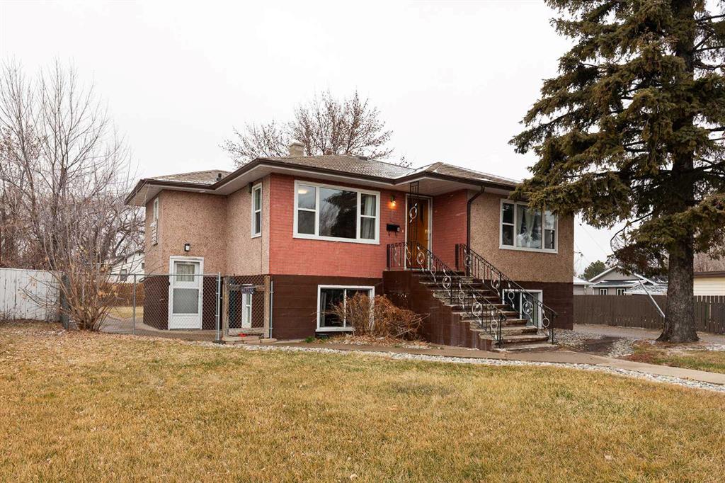 832 13 Street Property Photo 1