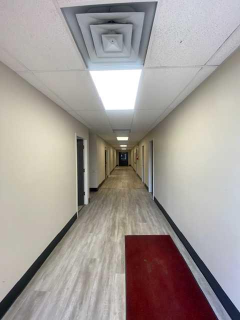 235 3 Street Main Hall Property Photo 6