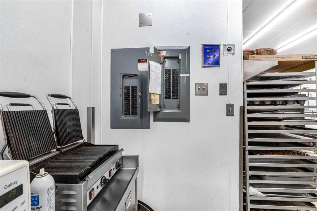 4919 47 Street Property Photo 22