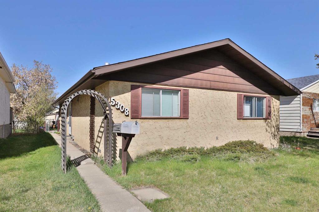 5308 53 Street Property Photo
