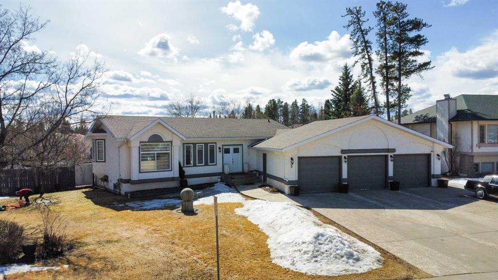 5 Blueberry Crescent Property Photo