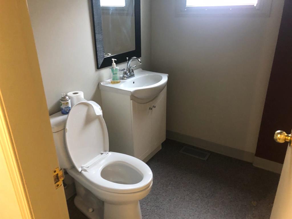 207 14 Street Property Photo 13
