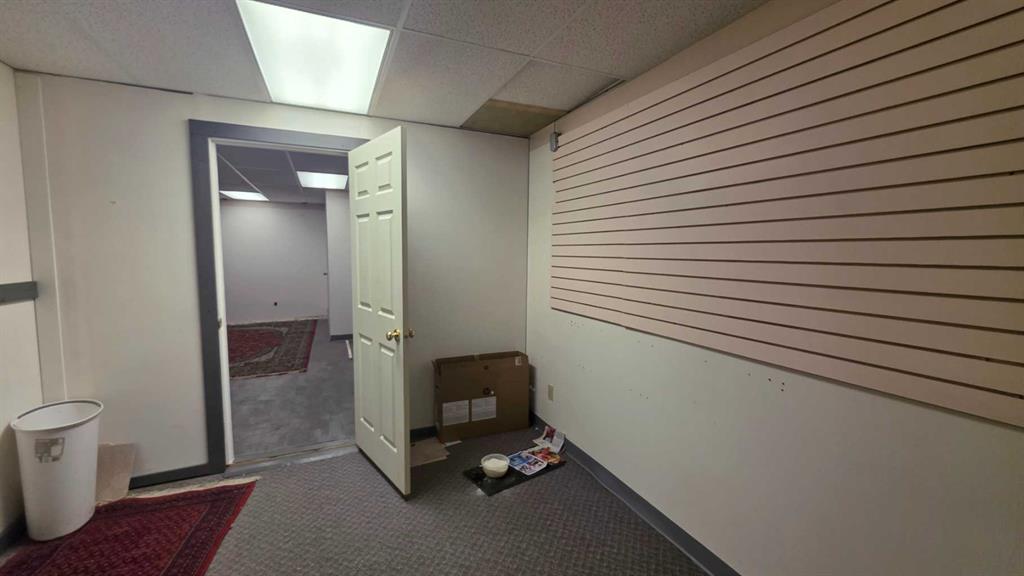 2008 36 Street Property Photo 13