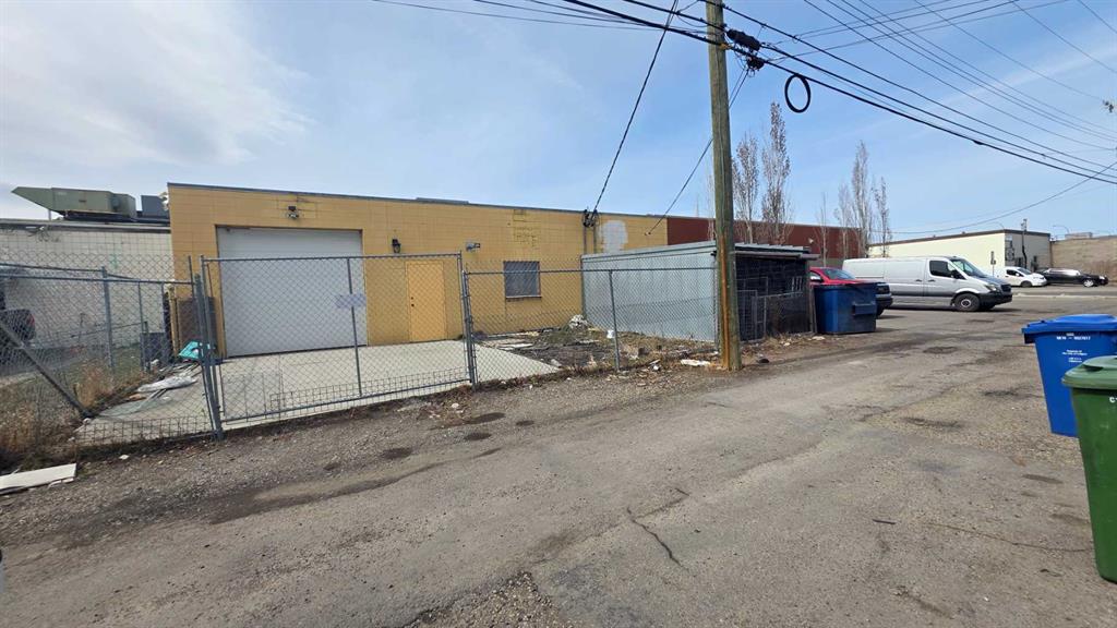 2008 36 Street Property Photo 15