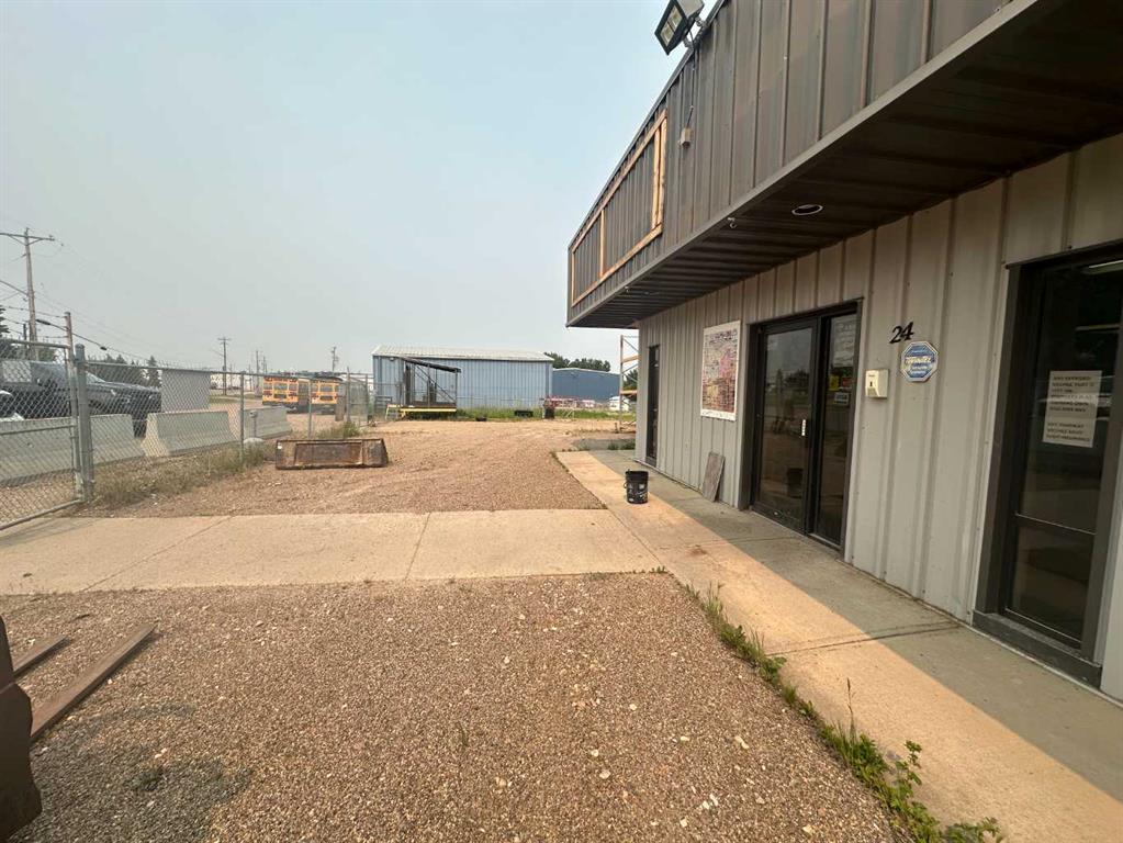 24 Nipewon Road Property Photo 4