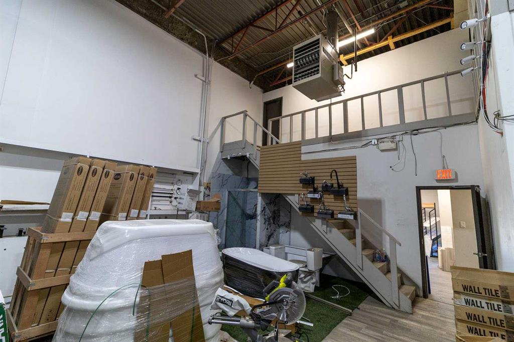 3677 19 Street Property Photo 10