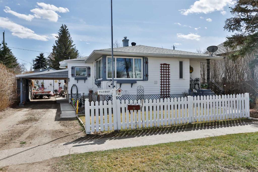 230 Centre Street Property Photo