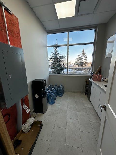 2255 32 Street 6110 Property Photo 9