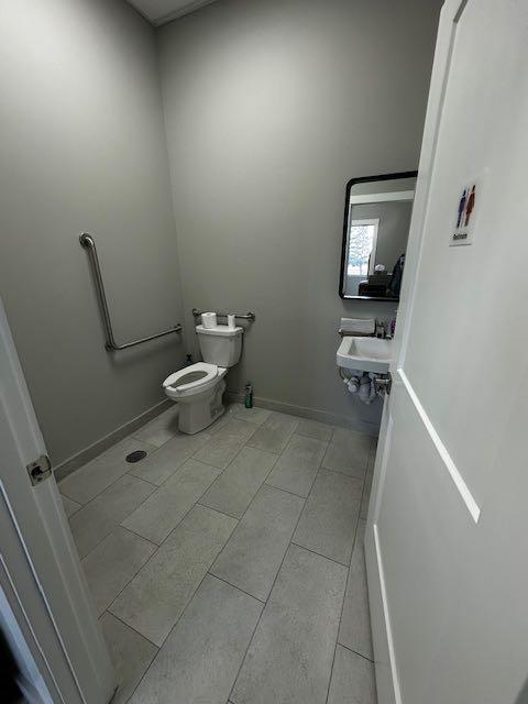 2255 32 Street 6110 Property Photo 16