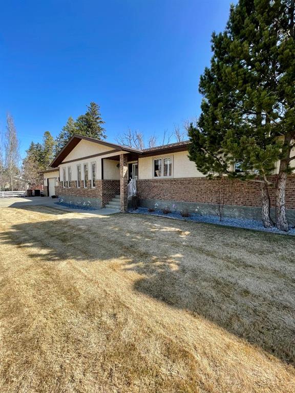 642 Prairie Meadows Close Property Photo