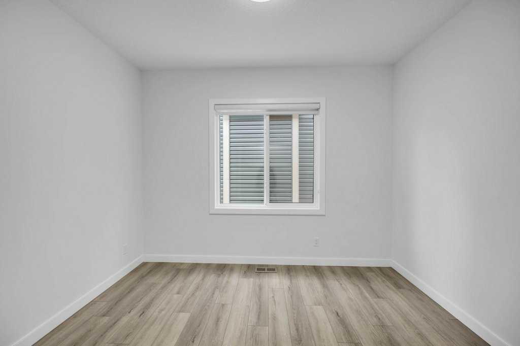 1098 Midtown Avenue Property Photo 10