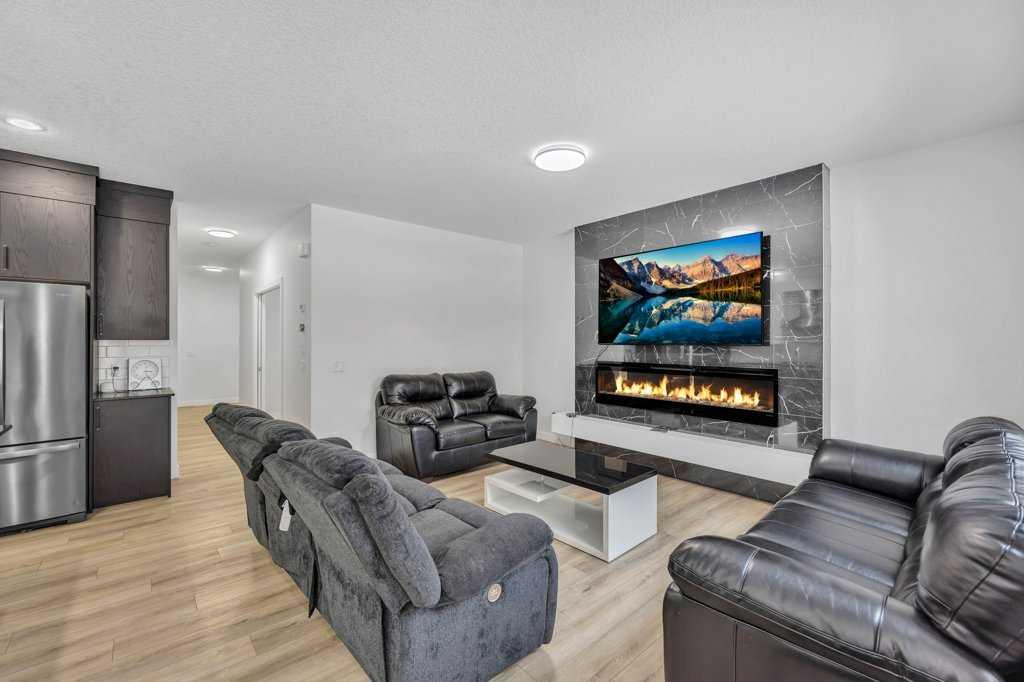 1098 Midtown Avenue Property Photo 11