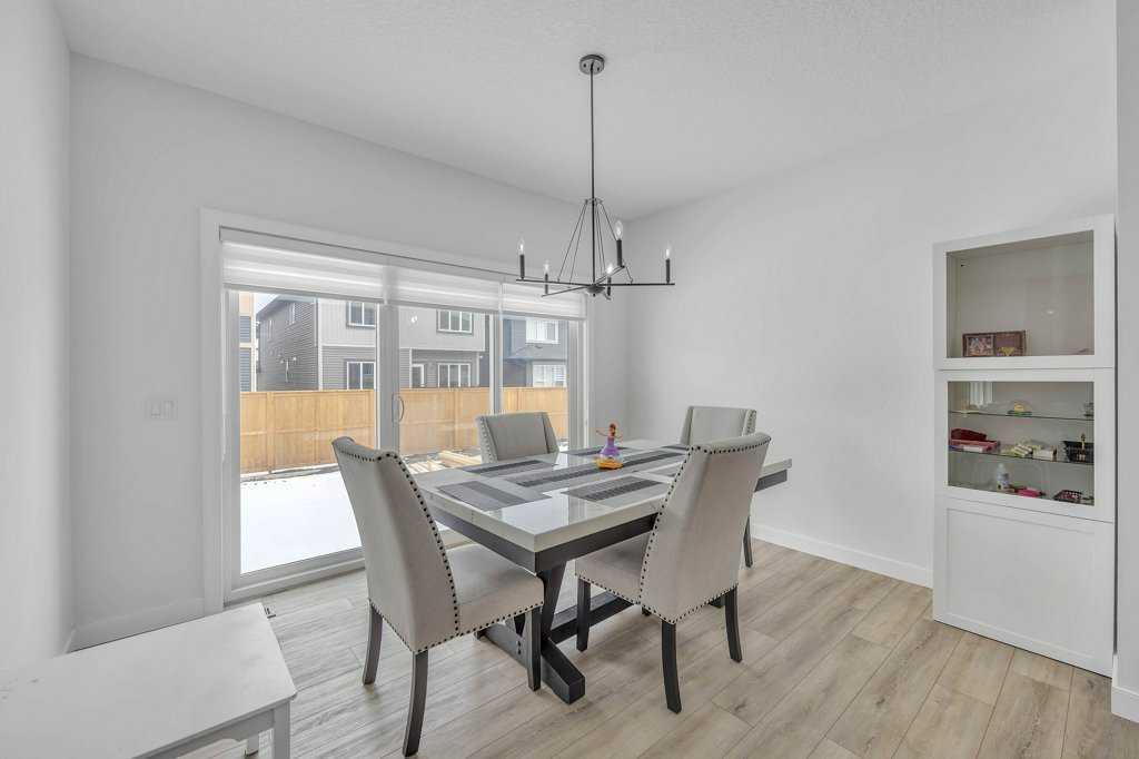 1098 Midtown Avenue Property Photo 17