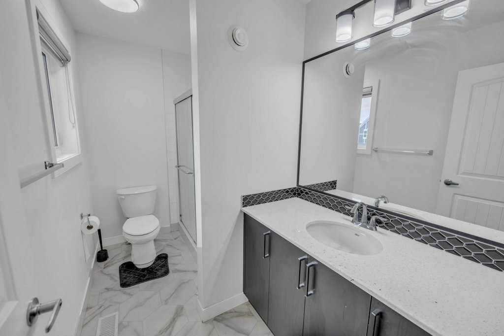 1098 Midtown Avenue Property Photo 36