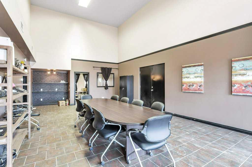 4907 50 Avenue Property Photo 5