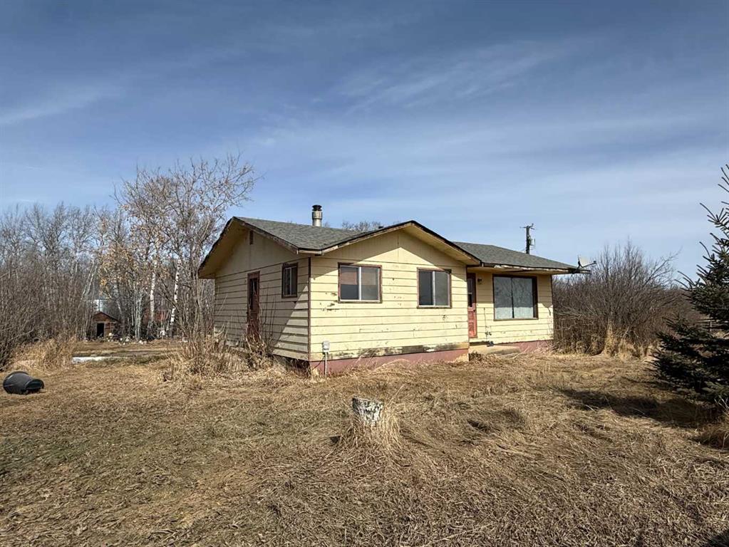 234080 Township Road 844 Property Photo