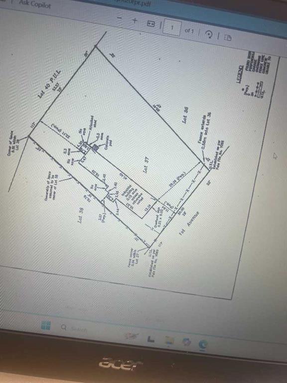 306 1 Avenue Property Photo 5
