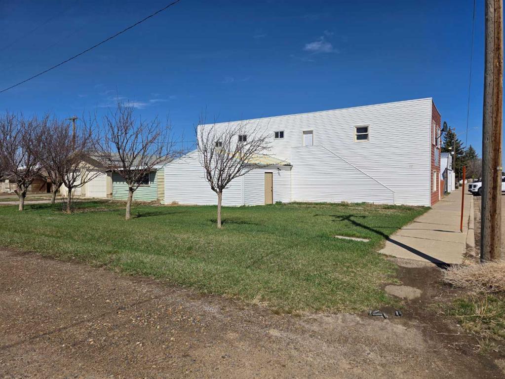 104 Centre Street Property Photo 2