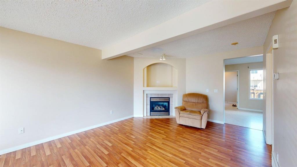 117 Kodiak Crescent Property Photo 2