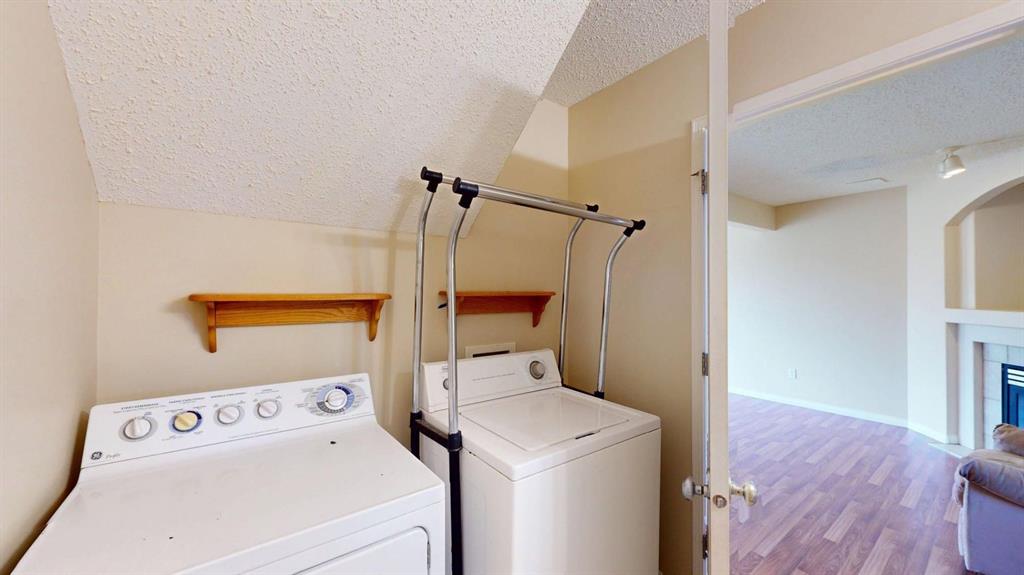 117 Kodiak Crescent Property Photo 6