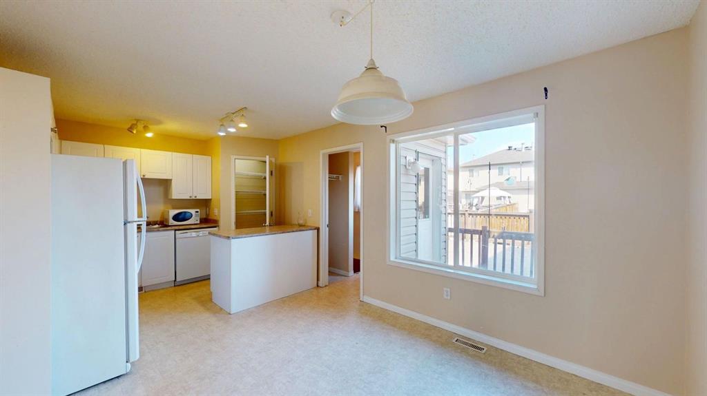 117 Kodiak Crescent Property Photo 8