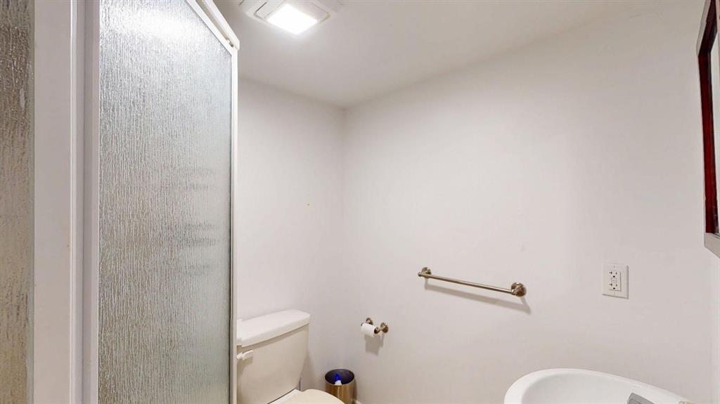 117 Kodiak Crescent Property Photo 17
