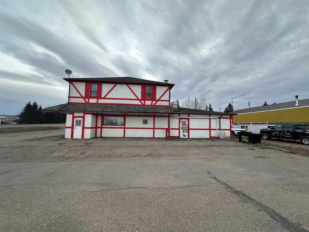 102 First Ave Property Photo 3