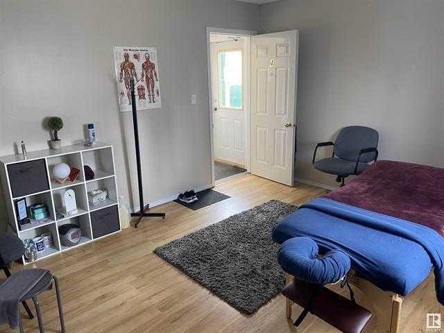 5606 Lake Drive Property Photo 4