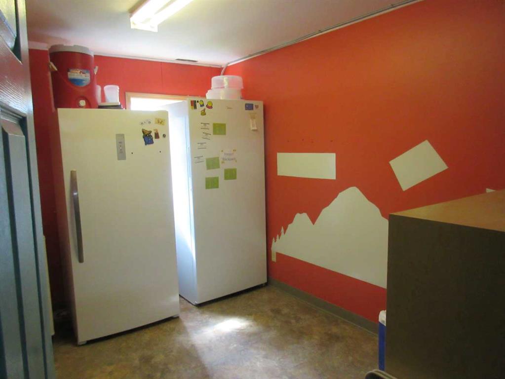 4928 49 Street Property Photo 9