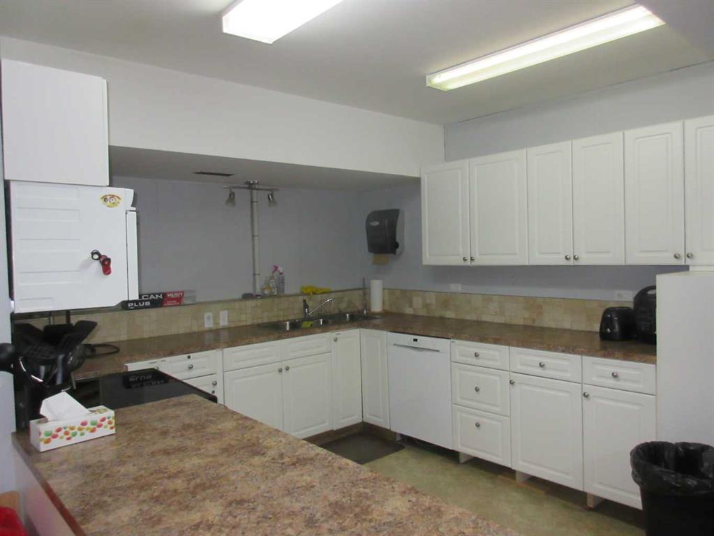 4928 49 Street Property Photo 13