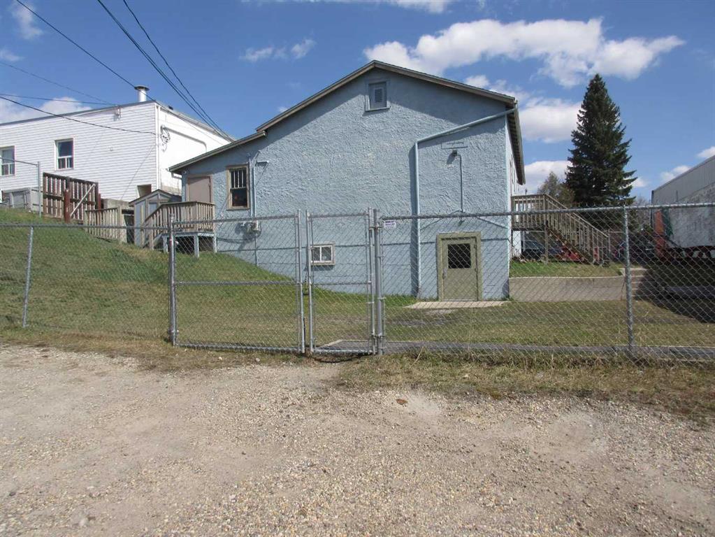 4928 49 Street Property Photo 26