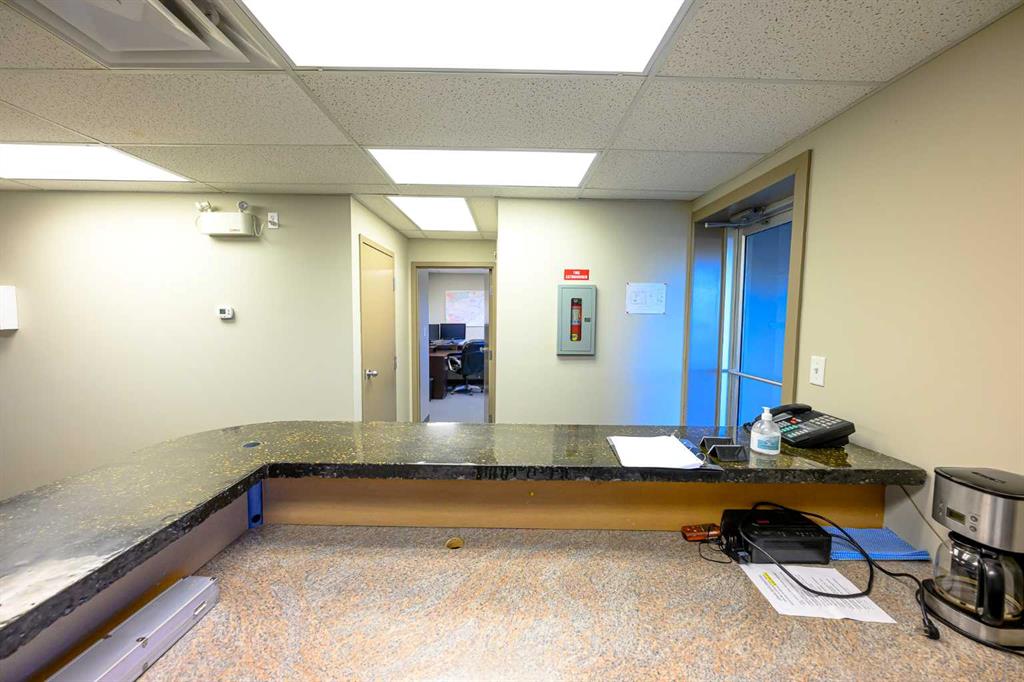 12715 101 Street Property Photo 17