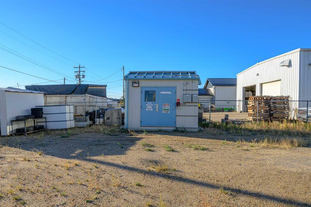 12715 101 Street Property Photo 47