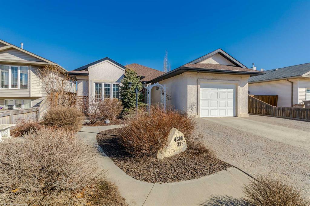 4308 35 Street Property Photo