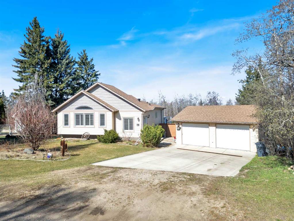 5228 42 Street Close Property Photo