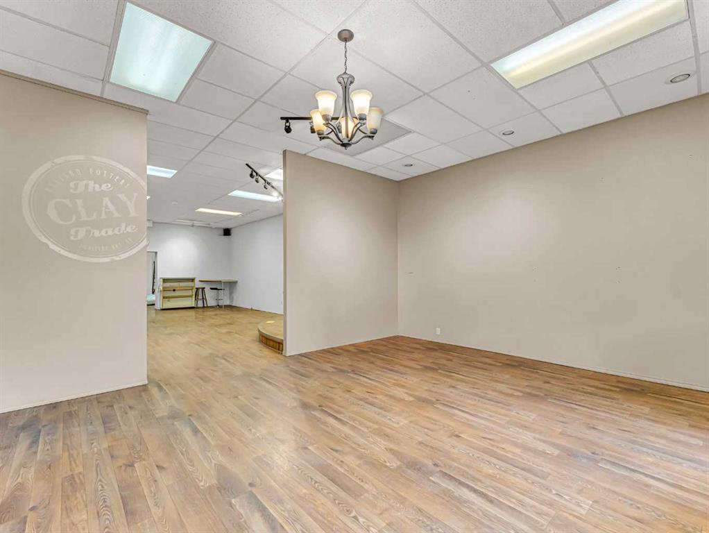 628 2 Street Property Photo 5