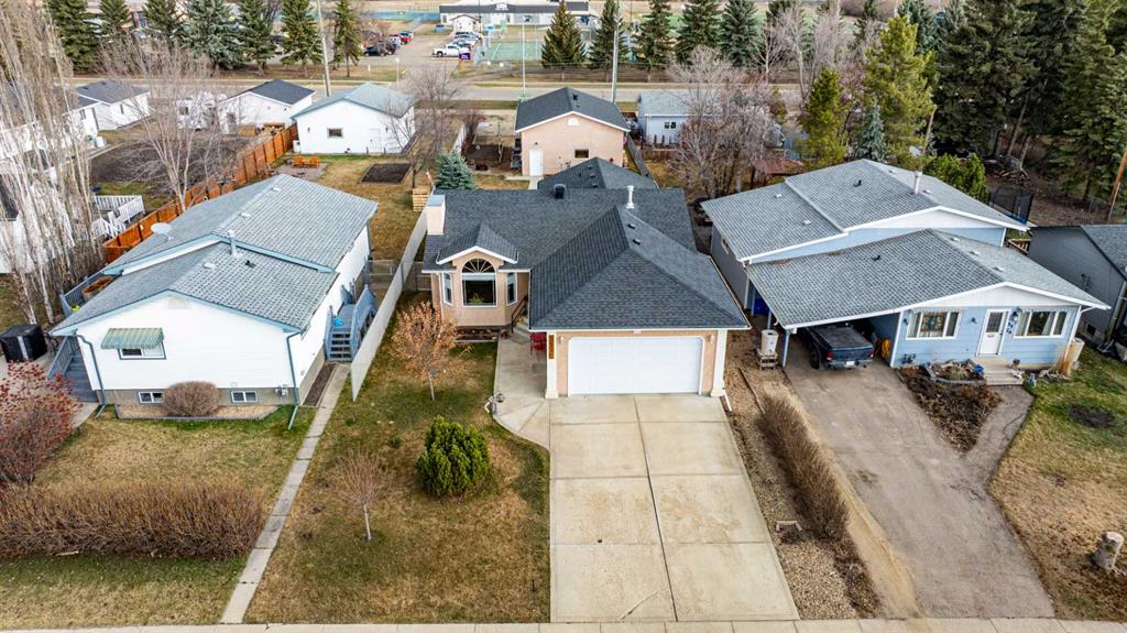 Lacombe County Real Estate Listings Main Image