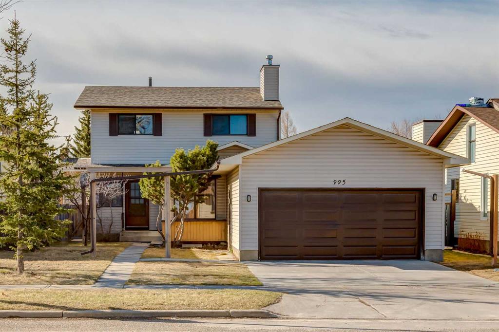 995 Berkley Drive Property Photo