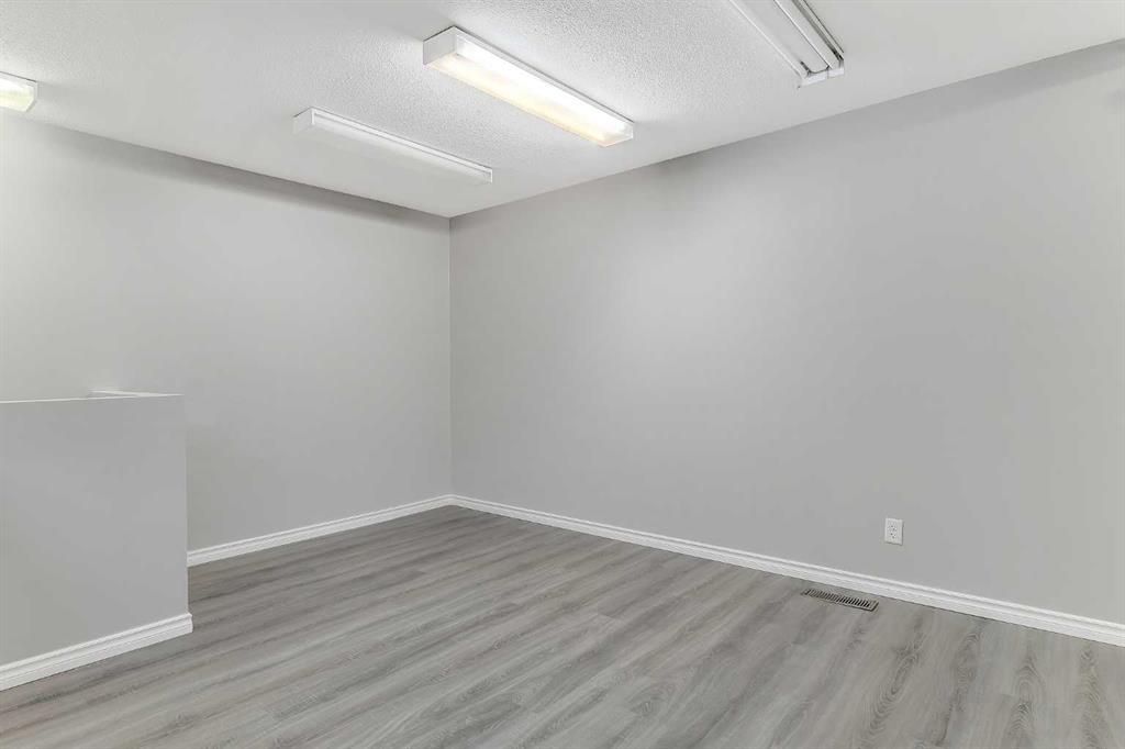 9802 97 Avenue 103 Property Photo 15