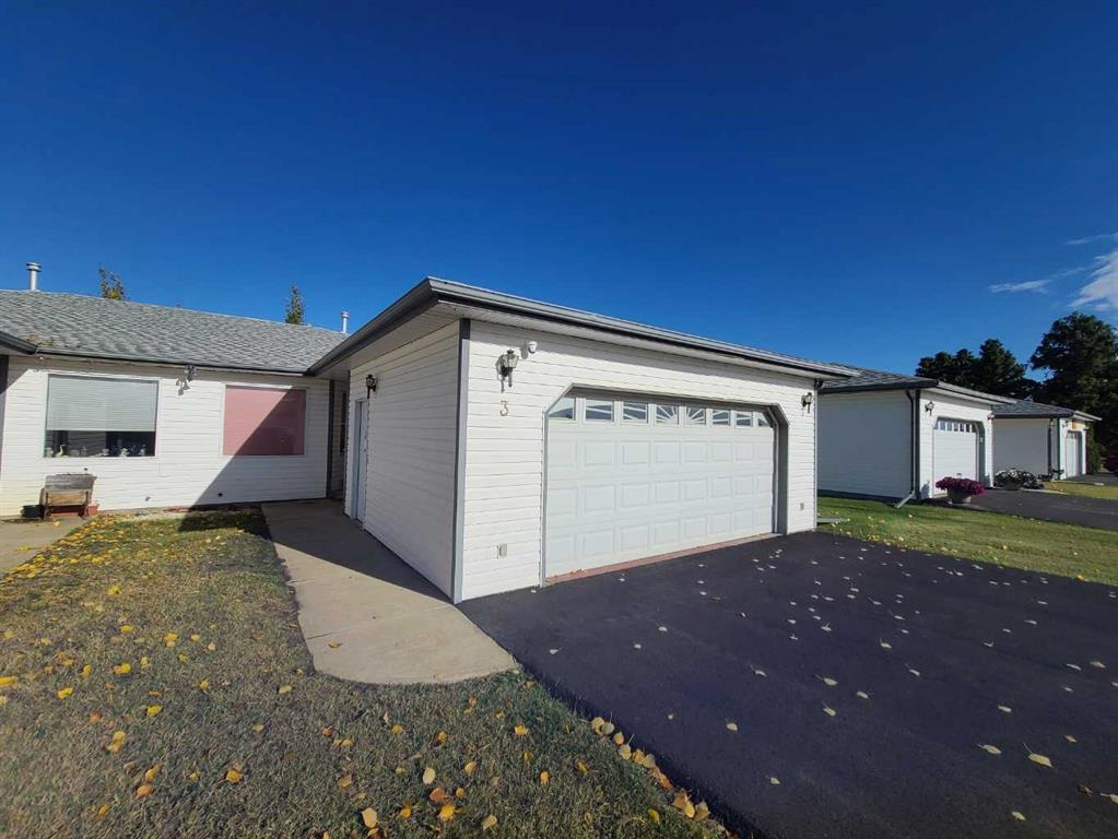 4701 51 Street 3 Property Photo 1