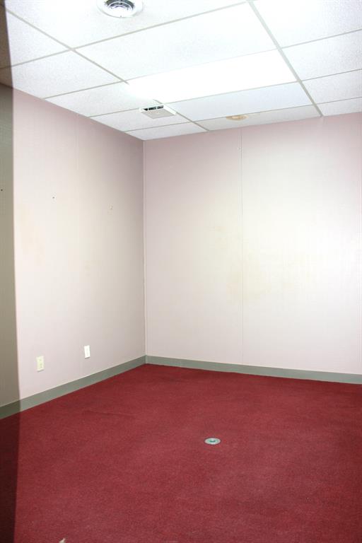 360 2 Street Property Photo 6