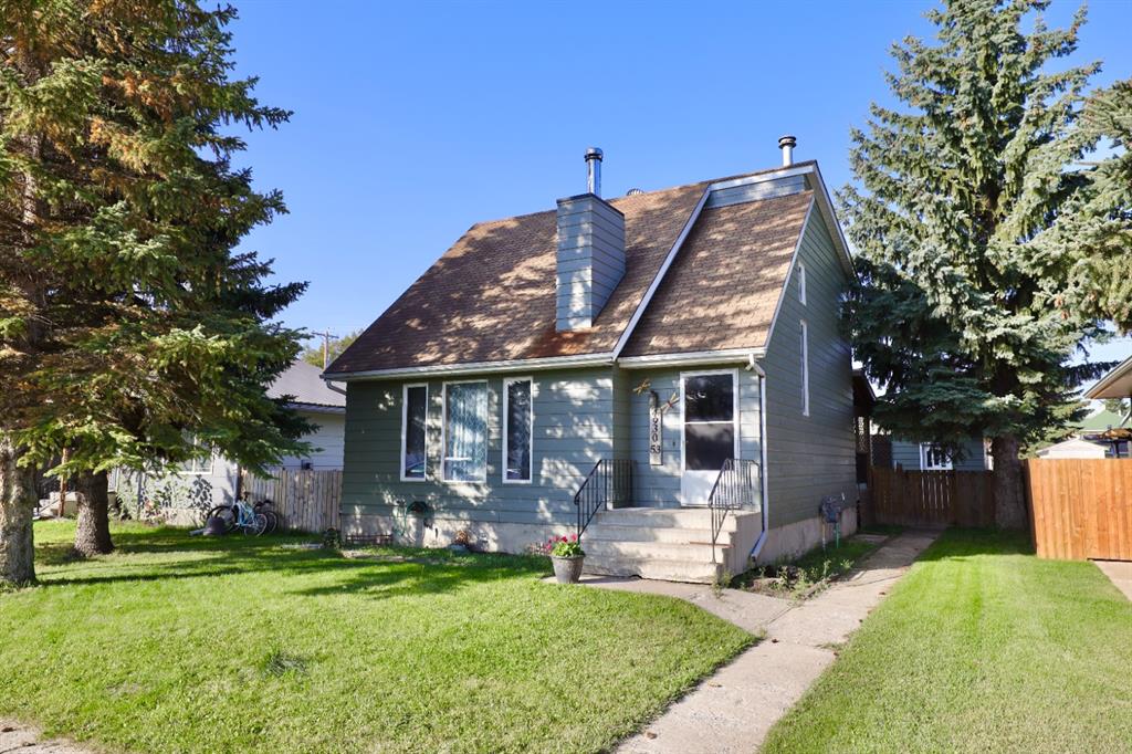 4930 53 Street Property Photo
