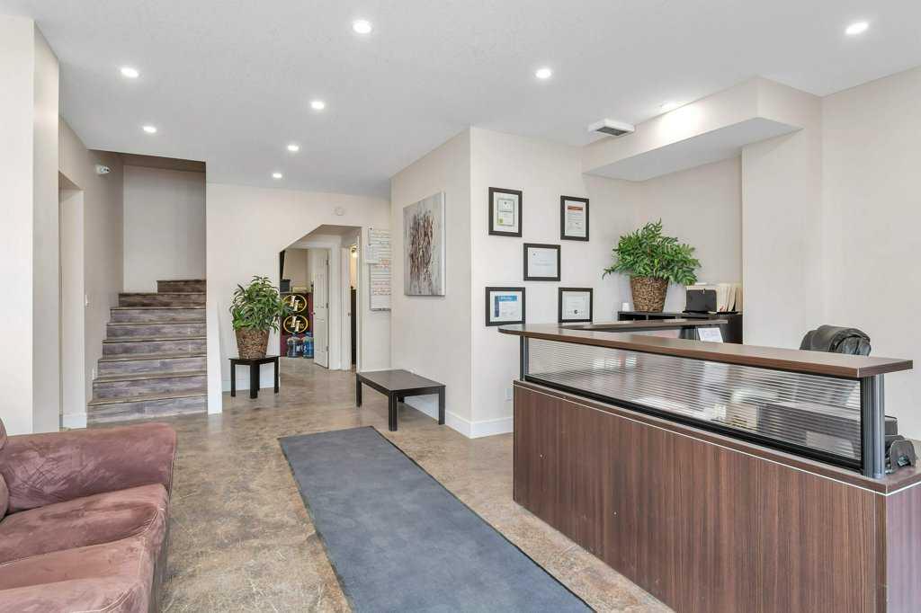 4911 50 Avenue Property Photo 4